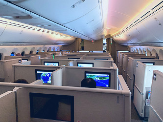 Review: China Eastern 787 Dreamliner Business Class - The Points Guy